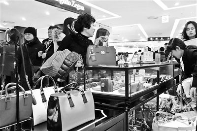 我國去年出境人數(shù)超過1億人次，境外消費超過1萬億元人民幣 供圖/CFP