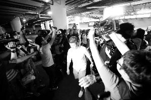 柯震東被依法解除拘留 今日下午將舉行道歉會 柯震東被依法解除拘留 今日下午將舉行道歉會