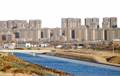 鄭州市西南角，南水北調(diào)渠旁新建的樓盤(pán)。