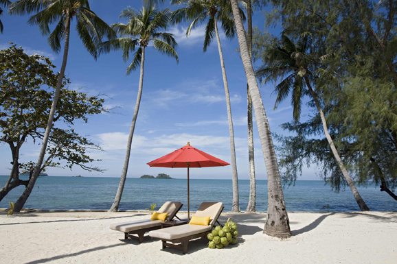 水清沙白覓寧靜 泰國度假新去處