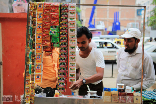 緬甸，繽紛的街邊平民小吃
