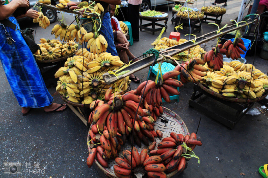 緬甸，繽紛的街邊平民小吃