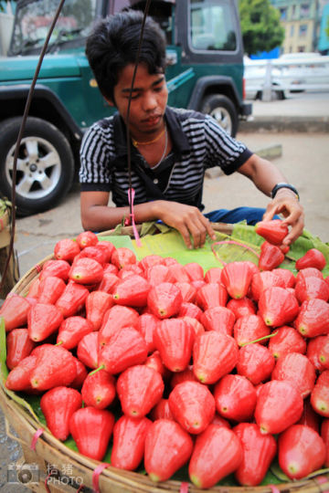緬甸，繽紛的街邊平民小吃