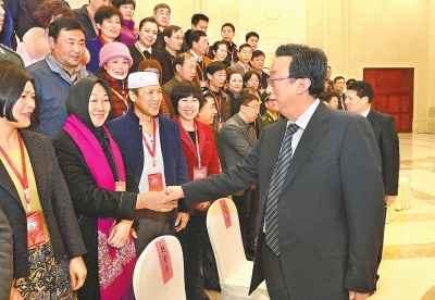 1月20日上午，省委書記、省人大常委會(huì)主任郭庚茂,省委副書記、省長謝伏瞻等親切接見了省民族團(tuán)結(jié)