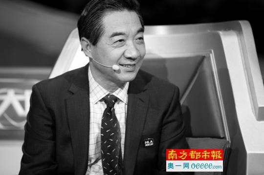 2015年12月24日，張召忠在《最強(qiáng)大腦》節(jié)目錄制現(xiàn)場(chǎng)。C FP資料圖