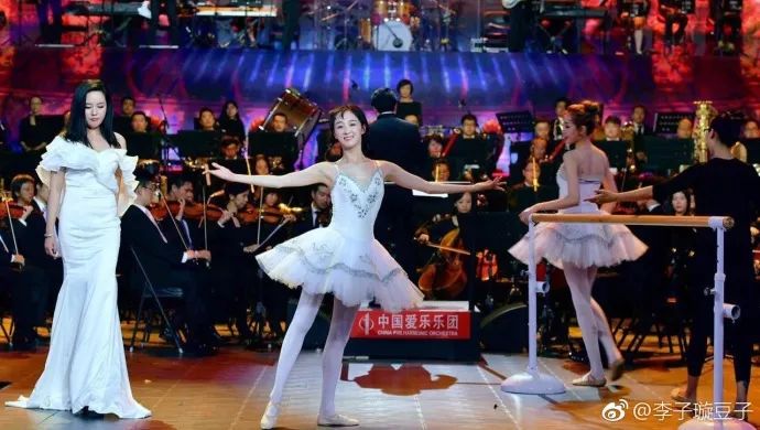 《創(chuàng)造101》主題曲公布，這個被吐槽油膩的c位是什么來頭？