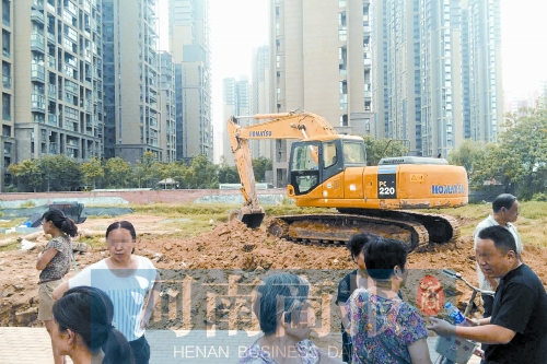 昨天，由于附近居民抗議，紅旗變電站項目再次停工