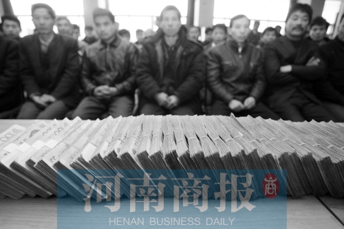 打擊拖欠農(nóng)民工工資，鄭州今年又出狠招（資料圖）河南商報(bào)記者 王春勝/攝