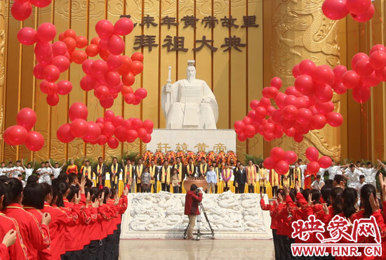 4月20日，乙未年黃帝故里拜祖大典進(jìn)行了彩排。