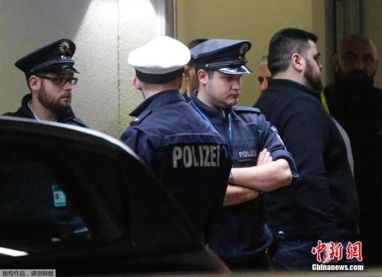 當(dāng)?shù)貢r(shí)間24日，一架空客A320飛機(jī)在法國(guó)南部阿爾卑斯墜機(jī)。