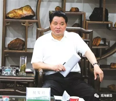對于商人、老板的“雅贈”，倪發(fā)科從不拒絕