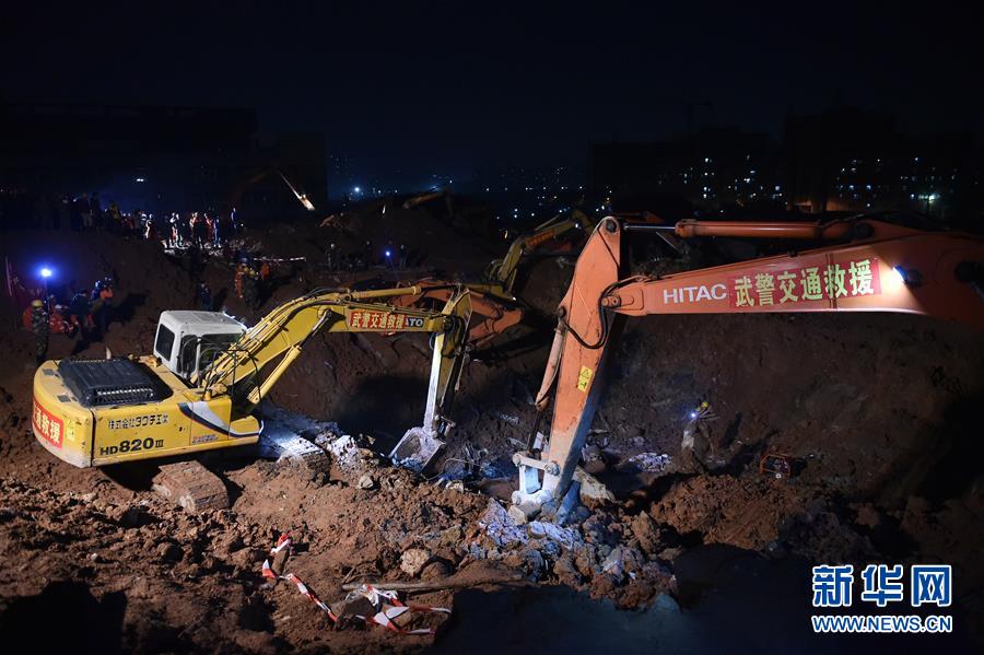 救援車源源不絕，救援人源源不斷——深圳滑坡災(zāi)害救援處置36小時(shí)全景掃描