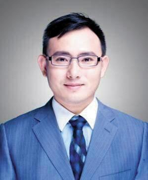 “千萬律師”當法官：錢賺到一定程度沒太大意義