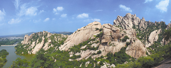 戀上花花世界 到嵖岈山趕秋潮 戀上花花世界 到嵖岈山趕秋潮