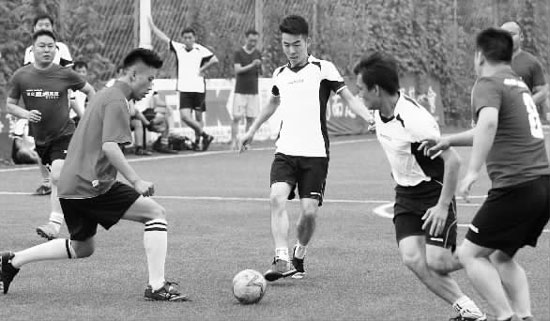 三場小組賽三戰(zhàn)全勝，我們只看到了開頭，沒猜中結(jié)尾